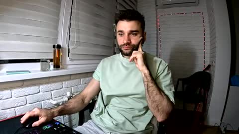 SlavaVibes online show from April 16, 8:53 pm