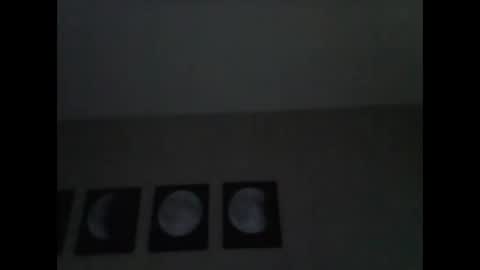 untuchabl1 online show from December 22, 7:04 am