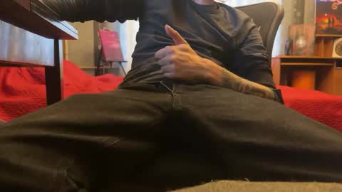 uoriver online show from December 2, 11:29 am