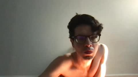 Snapshot of upsetboy chatting on October 5, 4:25 pm deaf mute boy online show from October 5, 4:25 pm