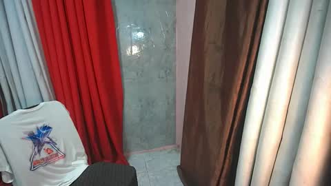 ur_boy_bryan online show from April 15, 7:58 pm