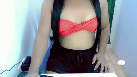 Snapshot of ur_slutstacy chatting on October 22, 7:33 am ur_slutstacy online show from October 22, 7:33 am