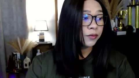 urasian_bella23 online show from November 13, 1:52 am