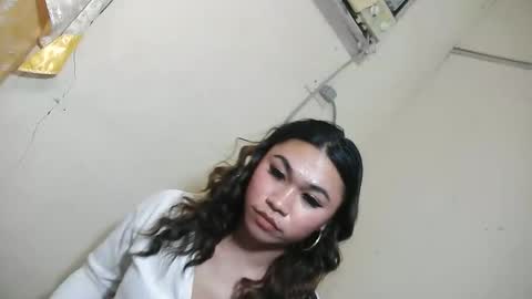 Alvie online show from April 22, 4:41 am