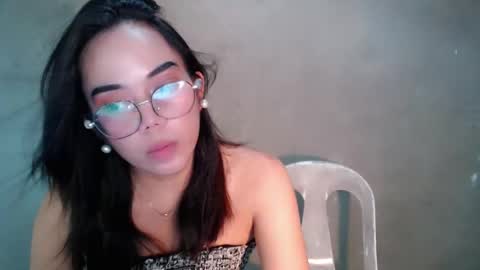 urbabydollx16 online show from June 3, 7:22 am