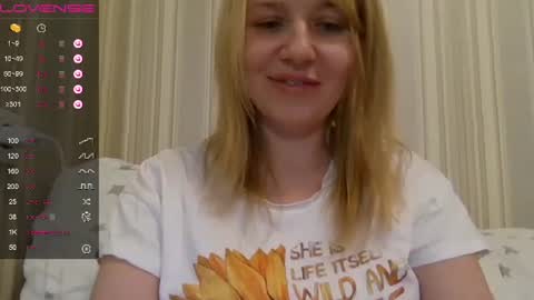 urbadkitty online show from February 14, 2:44 pm