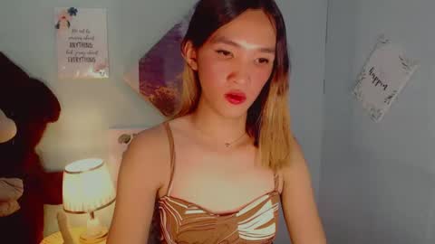 urblossom_harahxxx online show from January 13, 6:05 pm