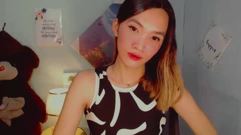 urblossom_harahxxx online show from January 24, 7:18 pm