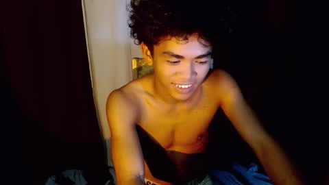 urboyvenz online show from February 25, 6:11 pm