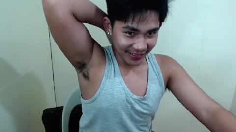 Snapshot of urcutie_asianboy chatting on October 12, 3:04 pm KEN online show from October 12, 3:04 pm