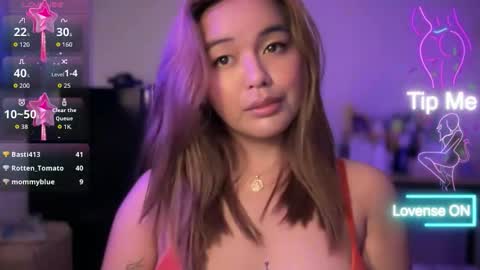 urdimplegurl online show from April 10, 7:13 am