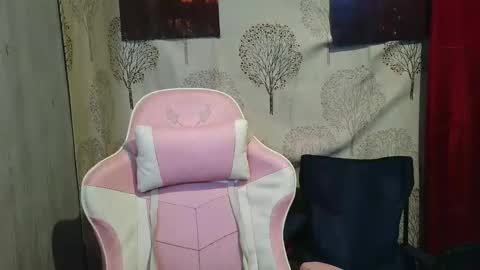 Sweetacyl online show from April 10, 4:01 pm