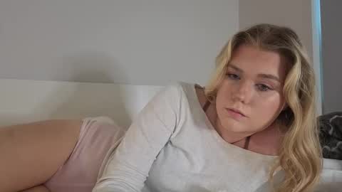 Maryia Kay online show from November 14, 12:02 am