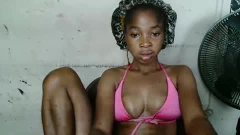 urflirtydoll online show from September 20, 9:51 pm