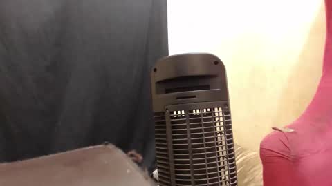 urgoddessleenie online show from October 1, 6:51 pm