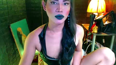 queen norelle online show from July 13, 4:54 pm