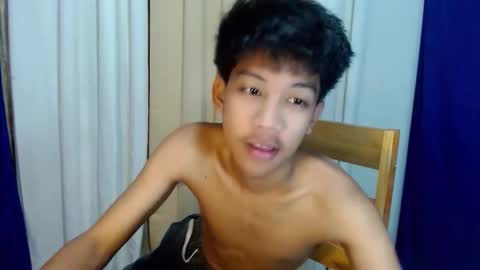 urhardfucker_joseph online show from April 10, 11:37 am