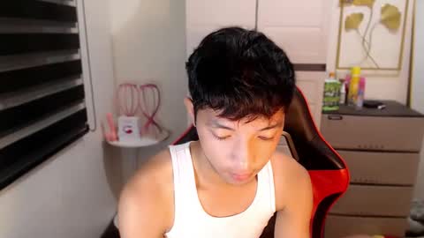 Ethan online show from March 29, 5:36 pm