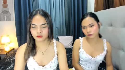 urhotgirl_sexyariela online show from April 11, 6:56 pm