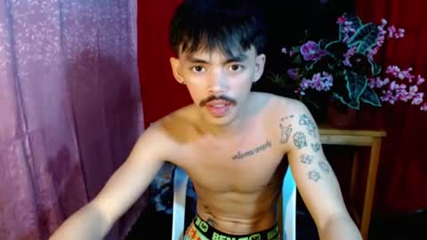 urhunky_boy online show from July 24, 9:50 am