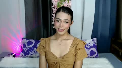 urlovely_jemma online show from March 8, 3:43 am