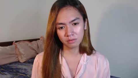 MIYA  online show from November 22, 8:18 pm