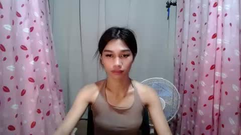 urloverjasmine_xx online show from April 9, 12:00 pm