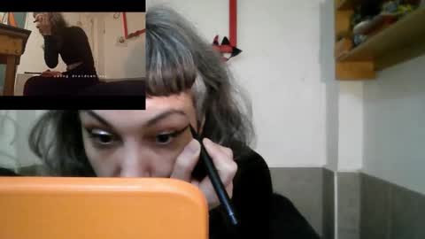 Urmeiga online show from December 22, 6:36 pm