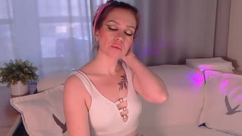 Silvia online show from April 29, 6:51 am