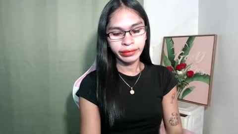 ursweet_zeviixx online show from October 2, 10:14 am