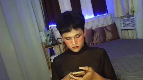 urts_hugecock online show from February 7, 11:46 am