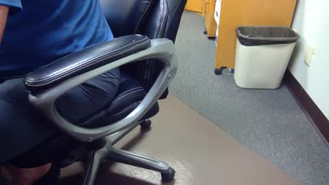 useemie online show from March 23, 11:32 pm