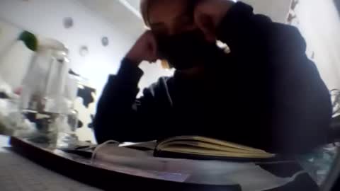 user_of_existance online show from April 7, 8:05 am