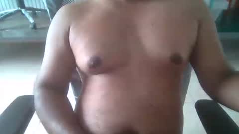 utnaqc online show from July 8, 5:00 am
