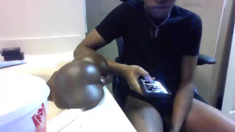 uzithebbc online show from December 19, 10:00 pm