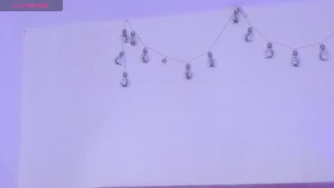 v1cky_ online show from March 2, 10:49 pm