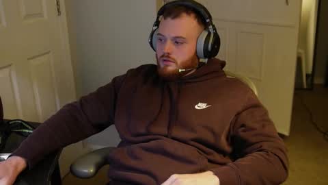 Snapshot of v_for_veng chatting on October 2, 5:39 am v_for_veng online show from October 2, 5:39 am