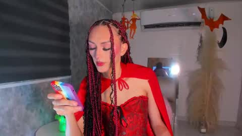        online show from October 31, 3:45 pm