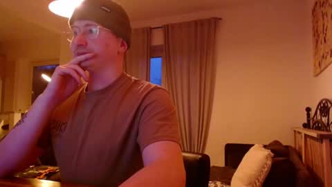 vacation__ online show from February 4, 4:39 pm