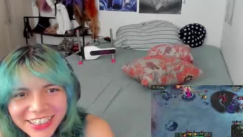 Vaiolet1314 online show from December 20, 1:34 am