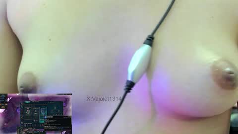 Vaiolet1314 online show from February 21, 6:16 am