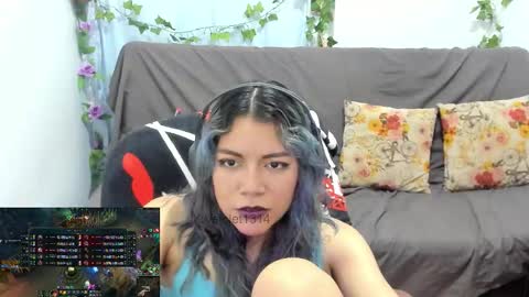 Vaiolet1314 online show from March 1, 3:00 am