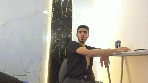 VALENTIN  online show from March 23, 3:33 am