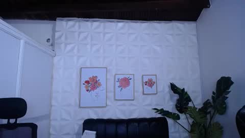 Valentina  online show from March 11, 6:33 pm