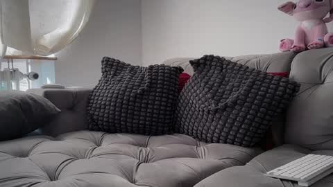 Valentina online show from April 8, 8:28 am