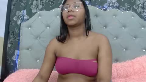 valentina vega online show from February 4, 6:50 am