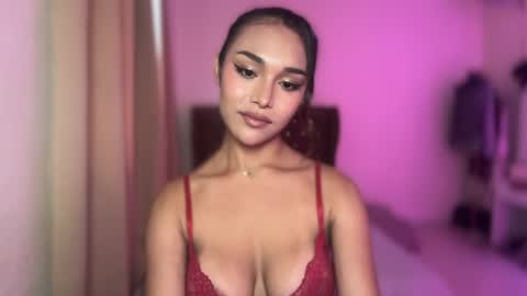 VALENTINE online show from June 9, 7:19 am