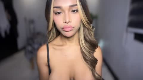 VALENTINE online show from July 25, 12:36 pm