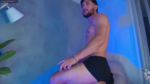 Valentino online show from March 7, 5:29 am