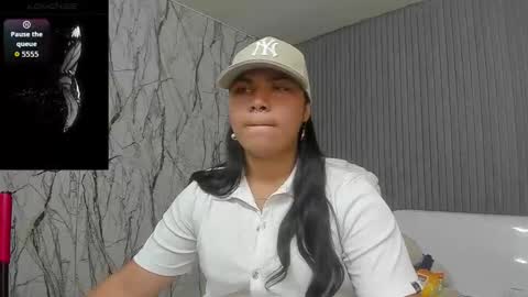 valeri_harpers4 online show from February 12, 2:15 am